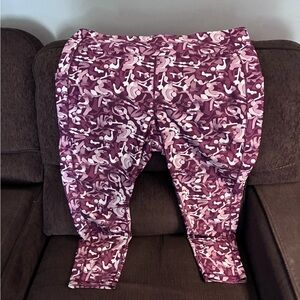 Tek Gear Pink Camo-Style Women’s Leggings
